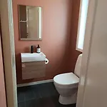 Stor Og Trivelig Enebolig Pa Madla 度假居 *